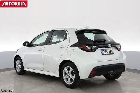 Käytetty Toyota Yaris Active 114 HP (83 kW) 2020 Valkoinen Viistoperä