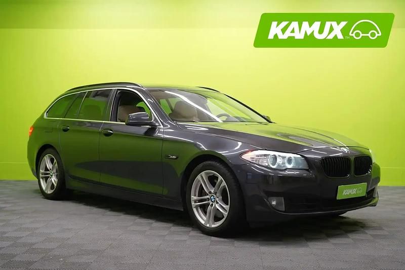 Hopea / harmaa Käytetty 2011 BMW 530 Comfort Edition Sedan | 10 690 € (Hyvä tarjous) - Kuva 1/4
