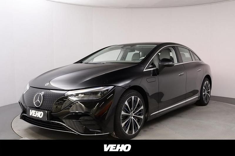 Musta Käytetty 2024 Mercedes EQE350 AMG Sedan | 69 900 € - Kuva 1/4