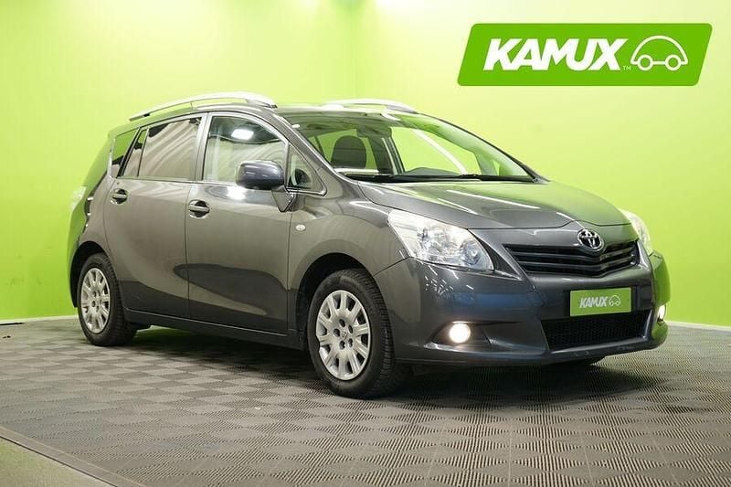 Hopea / harmaa Käytetty 2011 Toyota Verso Sol Tila-auto | 9 900 € (Perustarjous) - Kuva 1/3