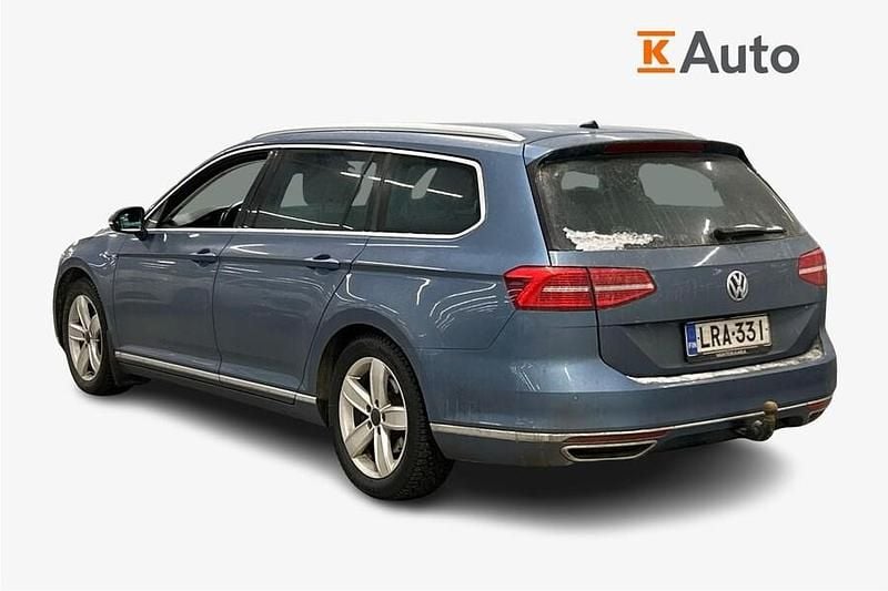 Käytetty VW Passat GTE 218 HP (160 kW) 2018 Sininen Farmari