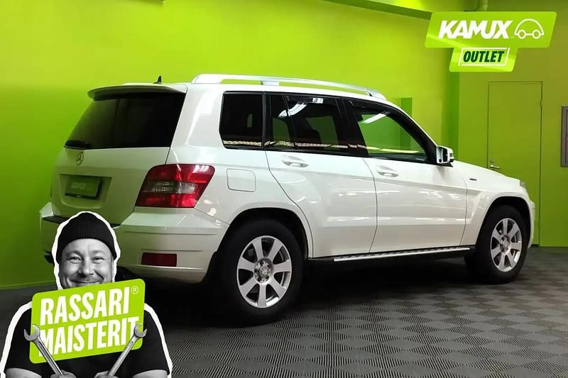 Käytetty Mercedes GLK220 Business 170 HP (125 kW) 2011 Valkoinen Katumaasturi