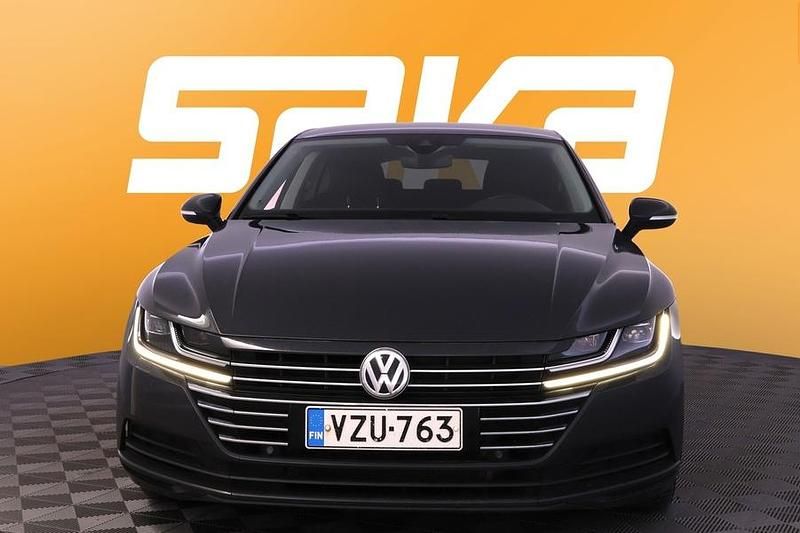 Käytetty VW Arteon 150 HP (110 kW) 2018 Sedan