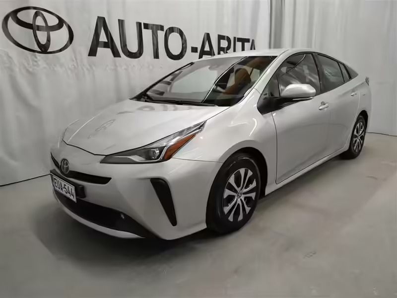 Hopea Käytetty 2022 Toyota Prius Active Viistoperä | 27 900 € - Kuva 1/4
