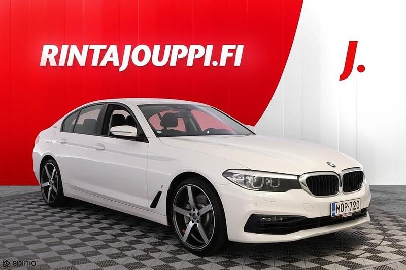 Valkoinen Käytetty 2019 BMW 530e Comfort Edition Sedan | 20 580 € (Hyvä tarjous) - Kuva 1/3