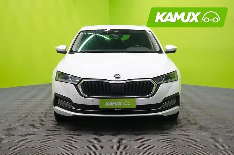 Käytetty Skoda Octavia Style 150 HP (110 kW) 2021 Valkoinen Farmari