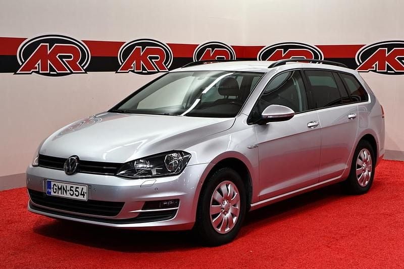 Käytetty VW Golf VII Cup 110 HP (80 kW) 2015 Hopea Farmari
