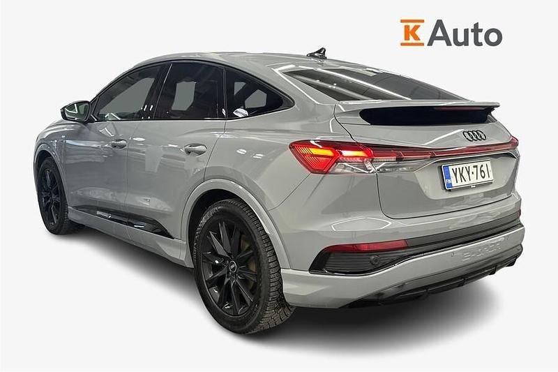 Käytetty Audi Q4 Sportback e-tron Premium 150 kW (204 HP) 2022 Harmaa Katumaasturi