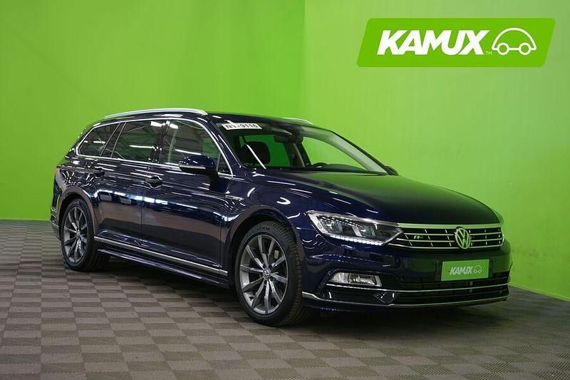 Sininen Käytetty 2018 VW Passat Highline Farmari | 23 800 € (Kallis) - Kuva 1/3