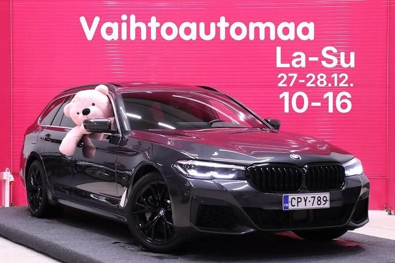 Käytetty 2020 BMW 530e Comfort Edition Farmari | 31 900 € (Perustarjous) - Kuva 1/3