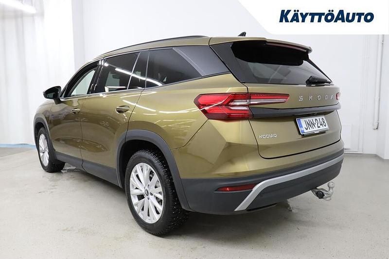 Käytetty Skoda Kodiaq Selection 150 HP (110 kW) 2024 Cleawater blue metal Katumaasturi