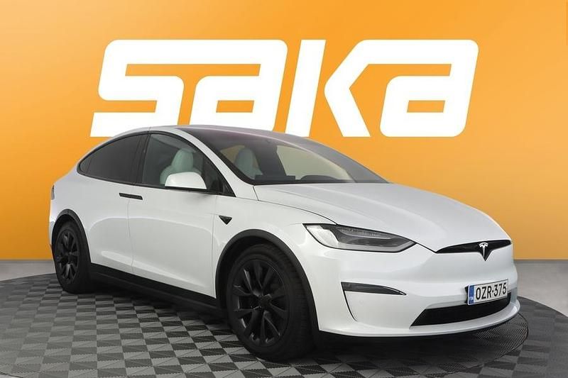 Valkoinen Käytetty 2022 Tesla Model X Plaid Katumaasturi | 77 700 € (Perustarjous) - Kuva 1/3