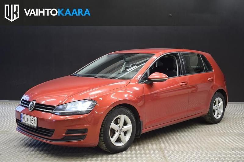 Käytetty VW Golf VII Comfortline 105 HP (77 kW) 2013 Viistoperä