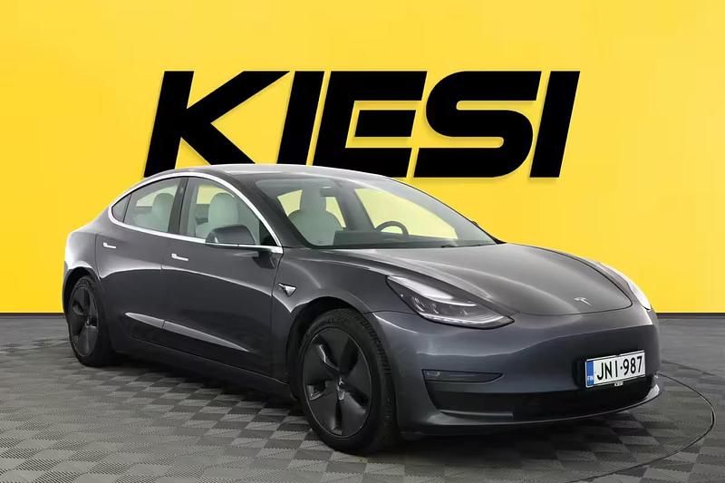 Käytetty 2019 Tesla Model 3 Sedan | 19 690 € (Perustarjous) - Kuva 1/4