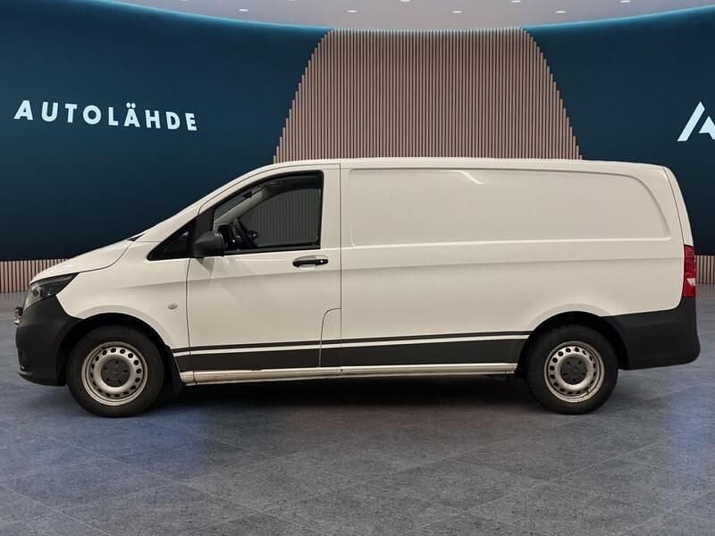Käytetty Mercedes Vito 88 HP (64 kW) 2017 Van