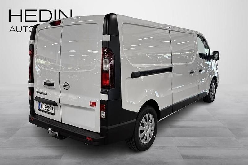 Käytetty Nissan Primastar N-Connecta 150 HP (110 kW) 2025 Tila-auto