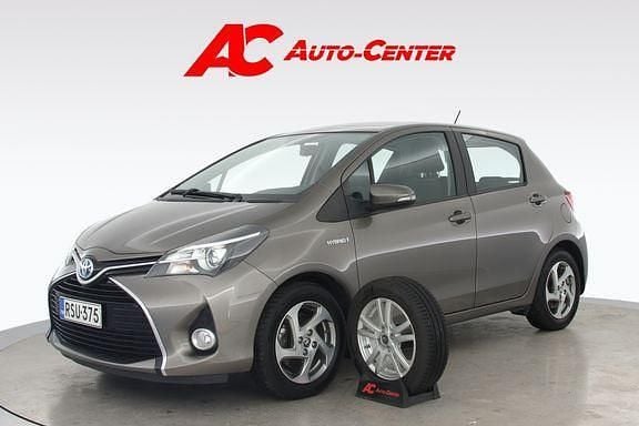 Harmaa Käytetty 2017 Toyota Yaris Active Viistoperä | 13 990 € (Hyvä tarjous) - Kuva 1/4