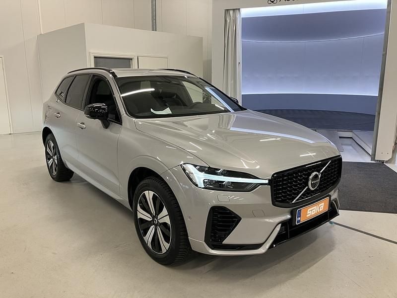 Käytetty 2025 Volvo XC60 Plus Katumaasturi | 54 400 € (Hieman kallis) - Kuva 1/4