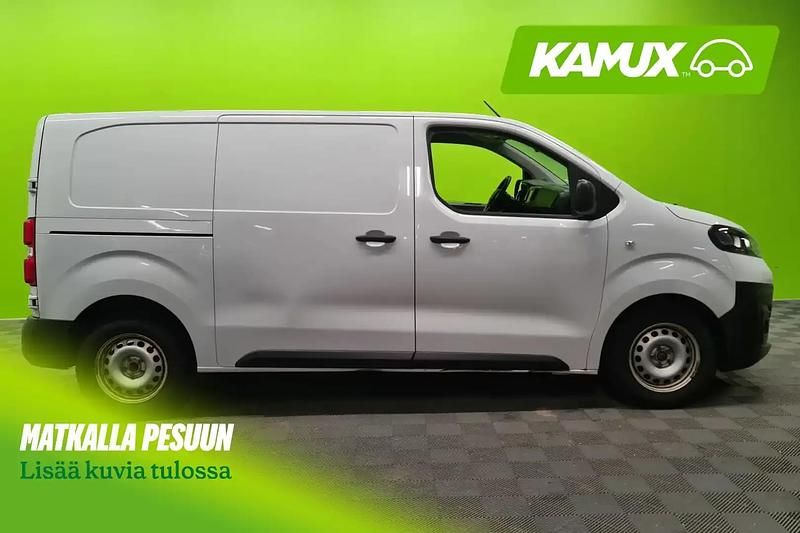 Käytetty Opel Vivaro Edition 144 HP (105 kW) 2022 Valkoinen Tila-auto