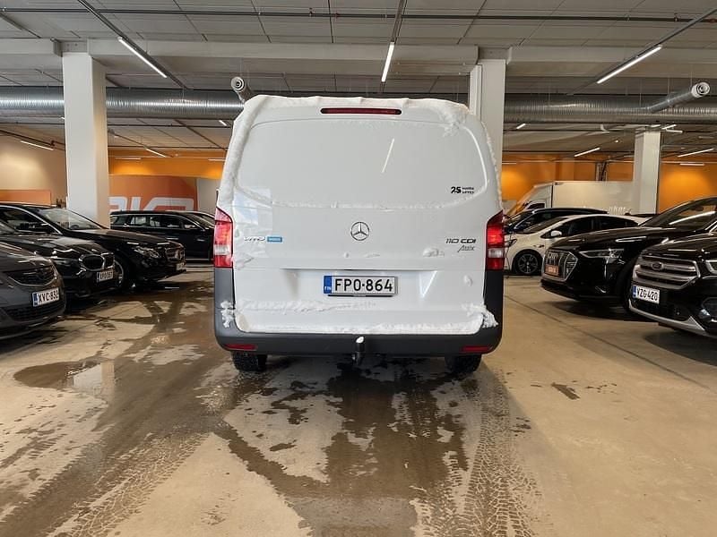 Käytetty Mercedes Vito 102 HP (75 kW) 2022 Van