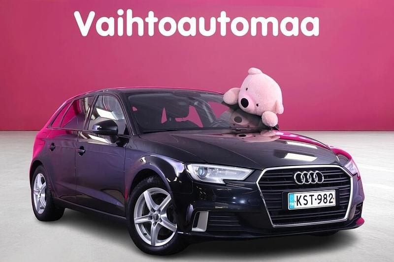 Käytetty Audi A3 Sportback Business 116 HP (85 kW) 2018 Viistoperä