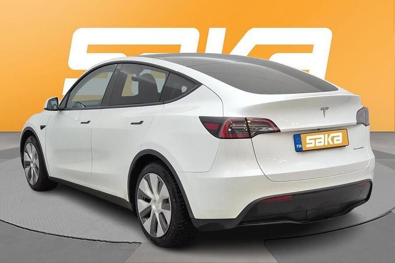 Käytetty Tesla Model Y 258 kW (351 HP) 2023 Katumaasturi