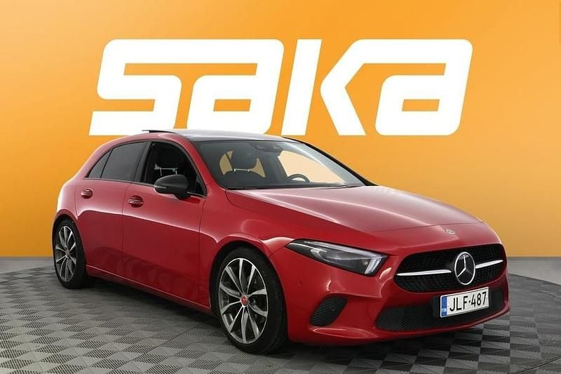 Käytetty 2019 Mercedes A180 Business Viistoperä | 13 790 € (Perustarjous) - Kuva 1/3