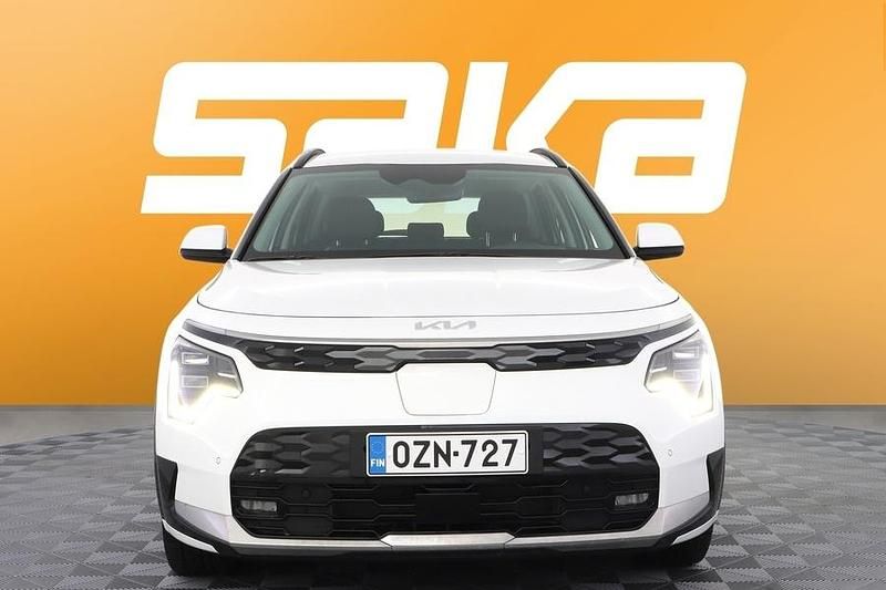 Käytetty Kia e-Niro 150 kW (204 HP) 2023 Katumaasturi