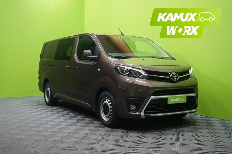 Käytetty Toyota Proace 122 HP (89 kW) 2020 Ruskea Tila-auto