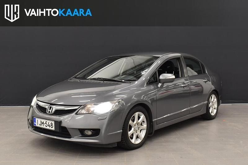 Käytetty 2010 Honda Civic Executive Sedan | 6 100 € (Perustarjous) - Kuva 1/2