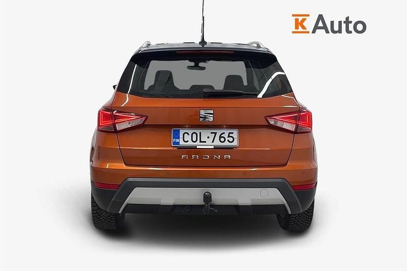 Käytetty Seat Arona XCELLENCE 116 HP (85 kW) 2020 Oranssi Katumaasturi