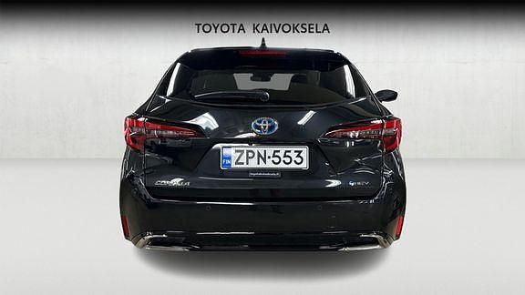 Käytetty Toyota Corolla Anniversary 140 HP (102 kW) 2025 Musta Farmari