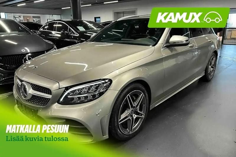 Käytetty Mercedes C220 AMG line 194 HP (142 kW) 2019 Hopea / harmaa Farmari