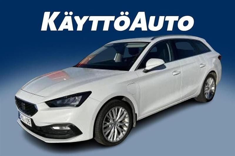 Valkoinen Käytetty 2021 Seat Leon XCELLENCE Farmari | 19 290 € (Perustarjous) - Kuva 1/4