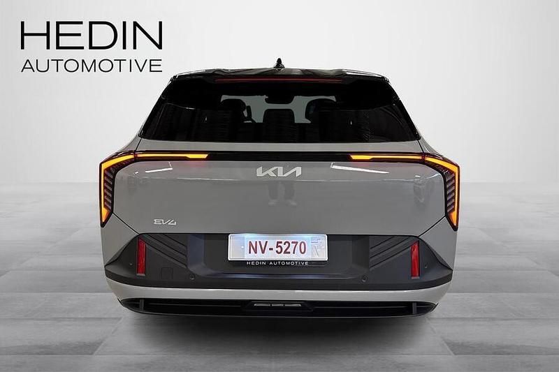 Käytetty Kia EV4 Inspiration 150 kW (204 HP) 2025 Harmaa Viistoperä