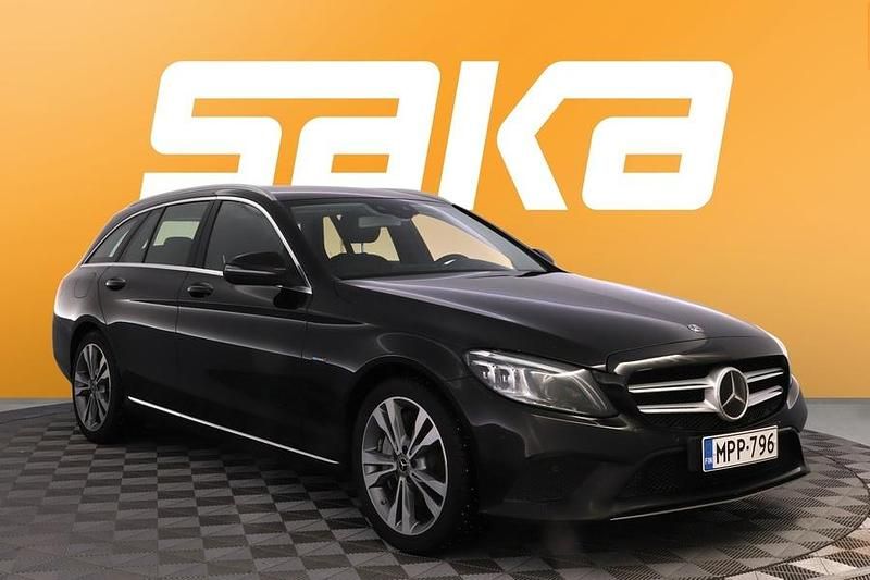 Käytetty Mercedes C300e Avantgarde Edition 320 HP (235 kW) 2020 Farmari