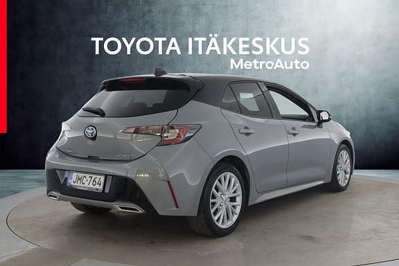 Käytetty Toyota Corolla Style 184 HP (135 kW) 2021 Harmaa Viistoperä