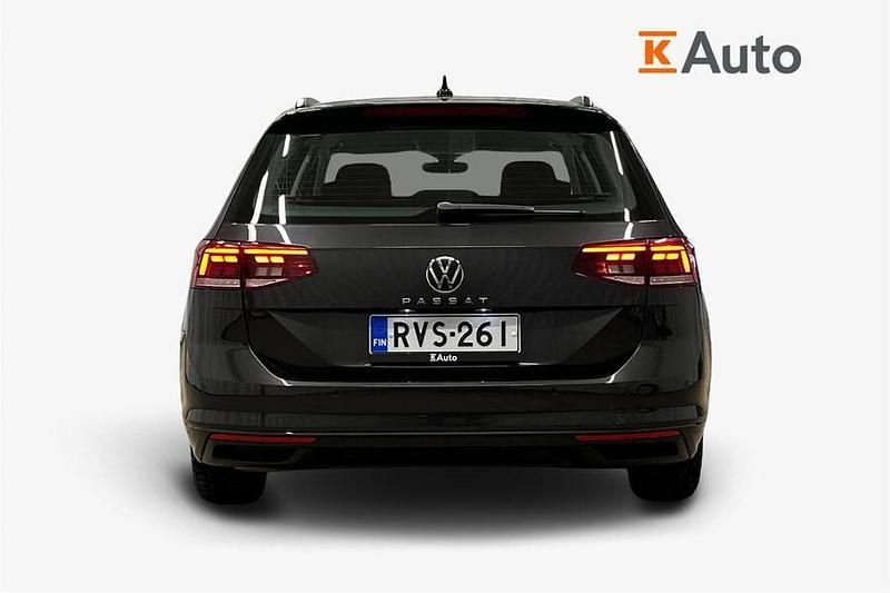 Käytetty VW Passat Comfortline 150 HP (110 kW) 2024 Farmari