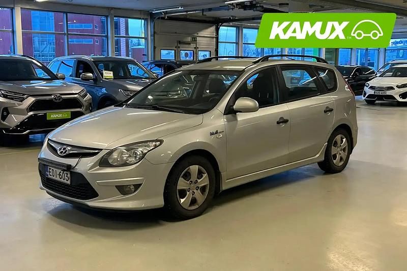 Käytetty Hyundai i30 109 HP (80 kW) 2011 Hopea / harmaa Farmari