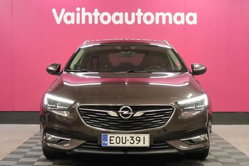 Käytetty Opel Insignia Innovation 136 HP (100 kW) 2018 Farmari