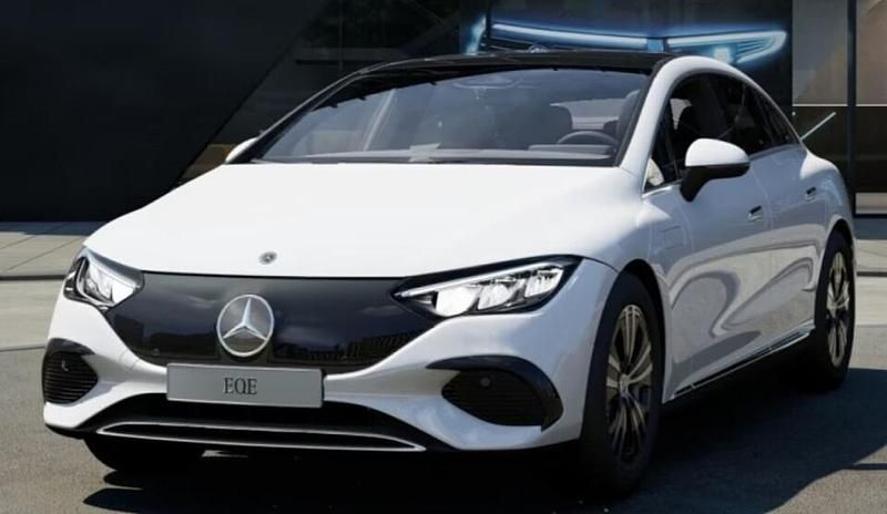 Käytetty 2023 Mercedes EQE300 Sedan | 49 980 € (Hieman kallis) - Kuva 1/3