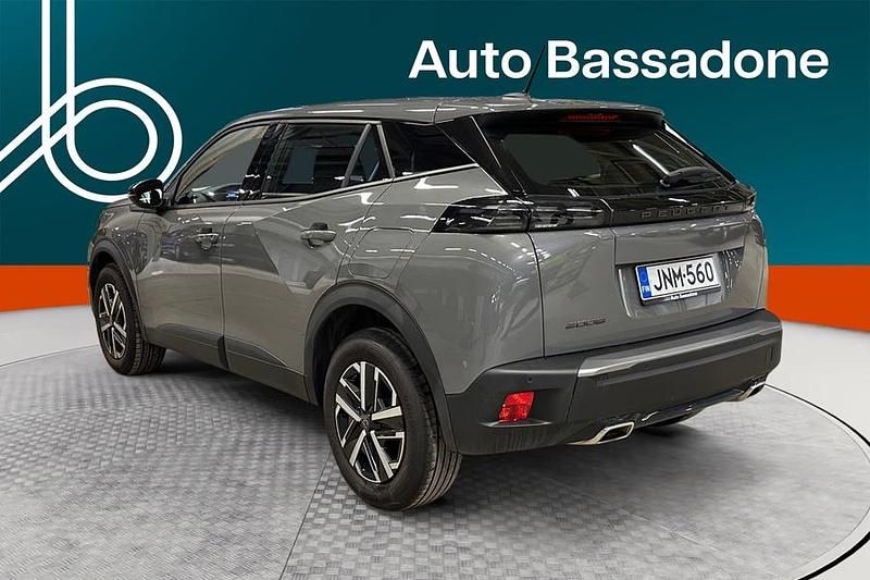 Käytetty Peugeot 2008 Active 131 HP (96 kW) 2024 Katumaasturi