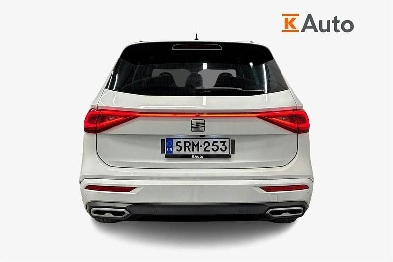Käytetty Seat Tarraco FR 245 HP (180 kW) 2021 Valkoinen Katumaasturi