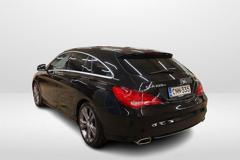 Käytetty Mercedes CLA220 177 HP (130 kW) 2016 Musta Sedan