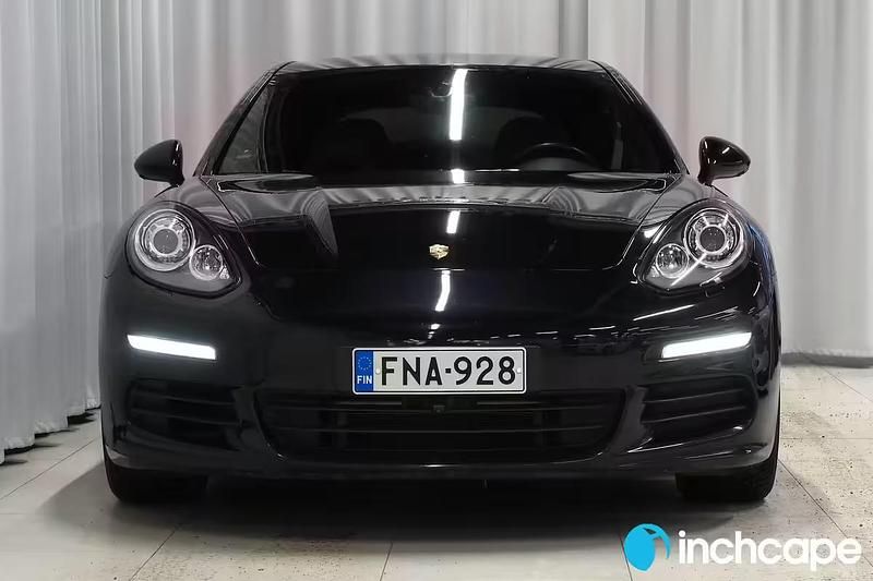 Käytetty Porsche Panamera S E-Hybrid 333 HP (244 kW) 2014 Sedan