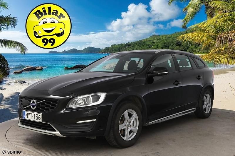 Käytetty 2016 Volvo V60 CC Momentum Farmari | 13 990 € (Perustarjous) - Kuva 1/3