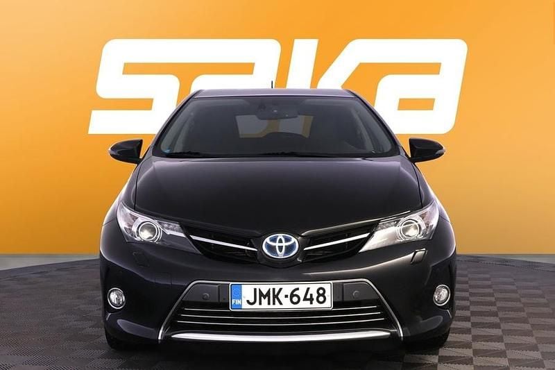 Käytetty Toyota Auris Hybrid Active 99 HP (72 kW) 2013 Farmari