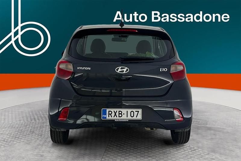 Käytetty Hyundai i10 Comfort 63 HP (46 kW) 2024 Viistoperä