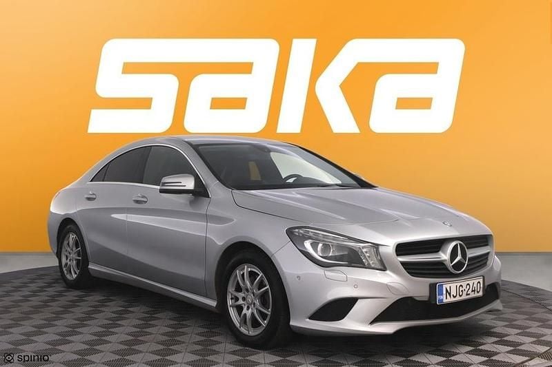 Käytetty Mercedes CLA180 Business 122 HP (89 kW) 2013 Sedan