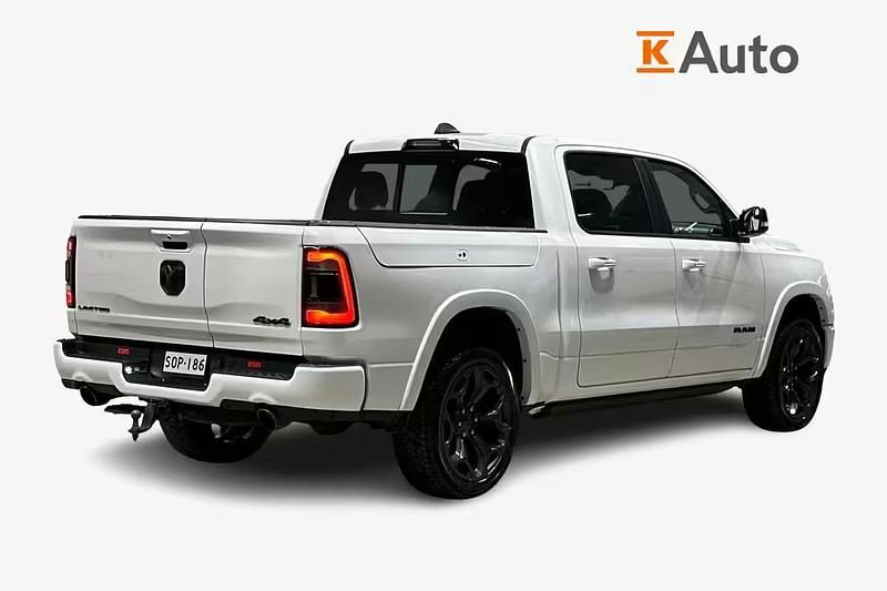 Käytetty Dodge Ram Limited 401 HP (294 kW) 2022 Valkoinen Nouto